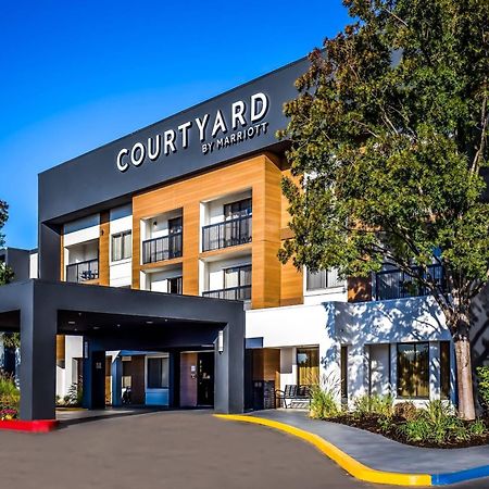 Courtyard By Marriott Ливермор Экстерьер фото