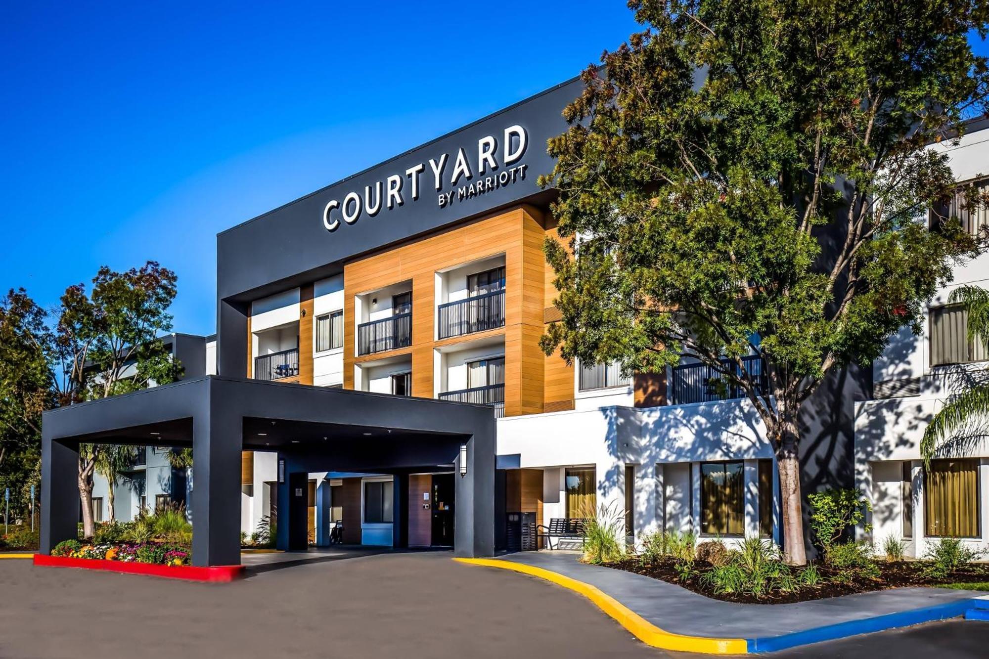 Courtyard By Marriott Ливермор Экстерьер фото
