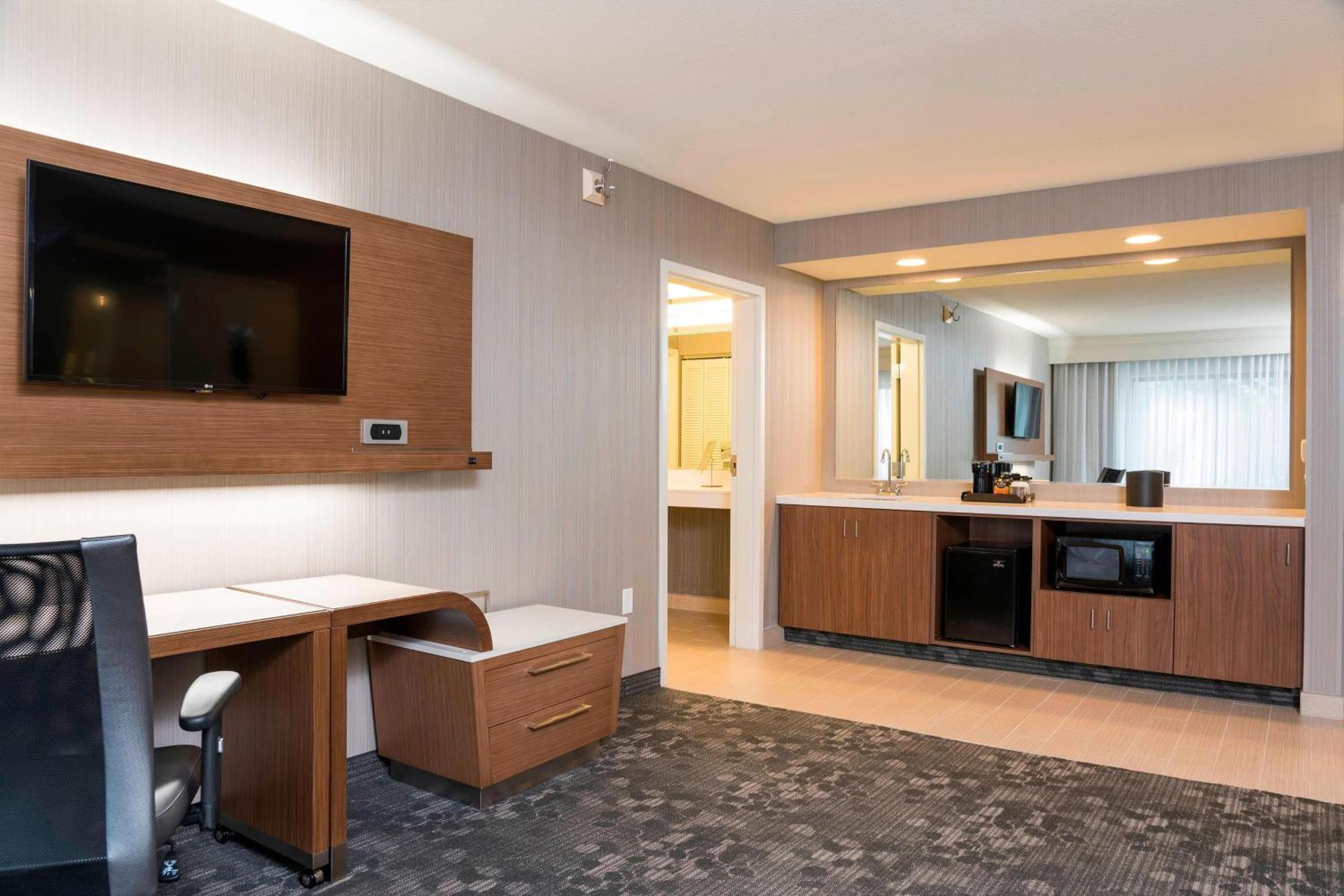 Courtyard By Marriott Ливермор Экстерьер фото