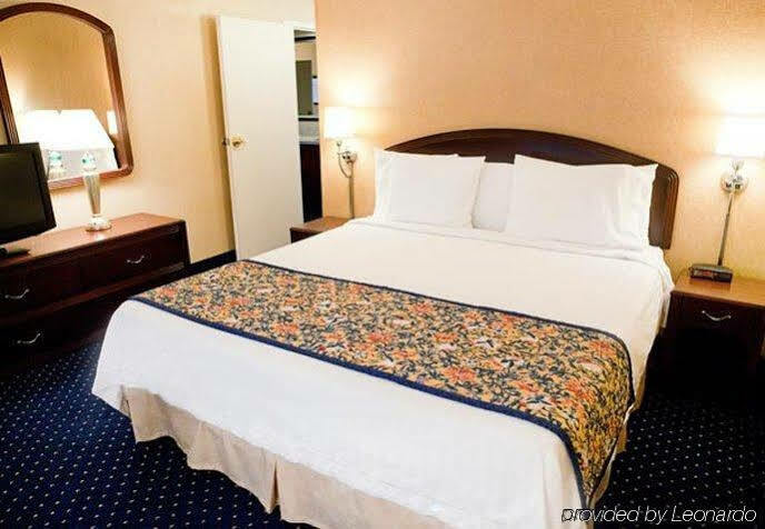 Courtyard By Marriott Ливермор Экстерьер фото